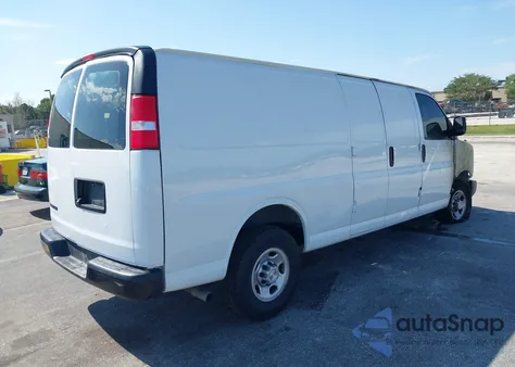 2021 Chevrolet Express Cargo Rwd 2500 Extended Wheelbase Wt z USA, uszkodzony, nr VIN 1GCWGBFP1M1267945